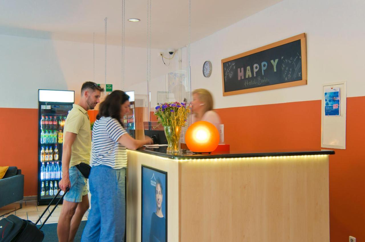 Happy Hotel Берлін Екстер'єр фото