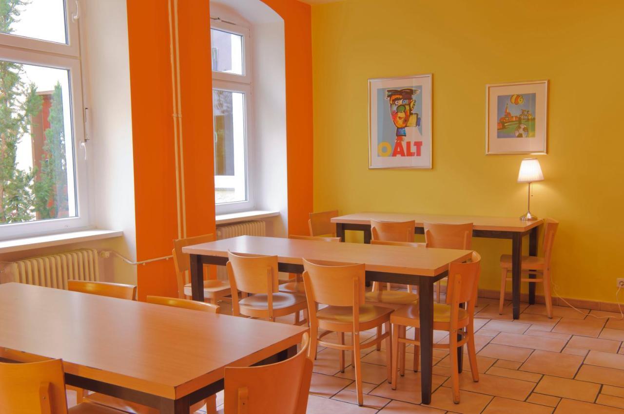 Happy Hotel Берлін Екстер'єр фото