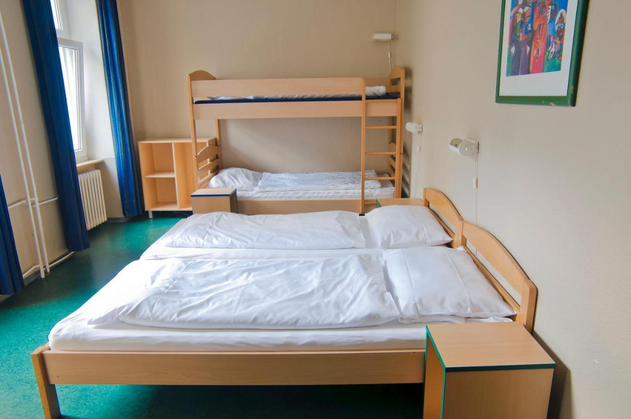 Happy Hotel Берлін Екстер'єр фото