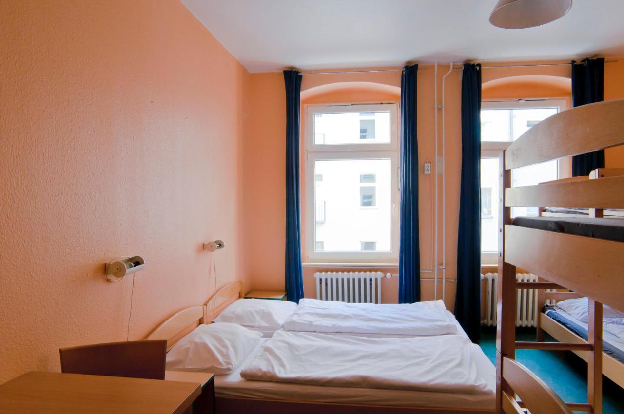 Happy Hotel Берлін Екстер'єр фото