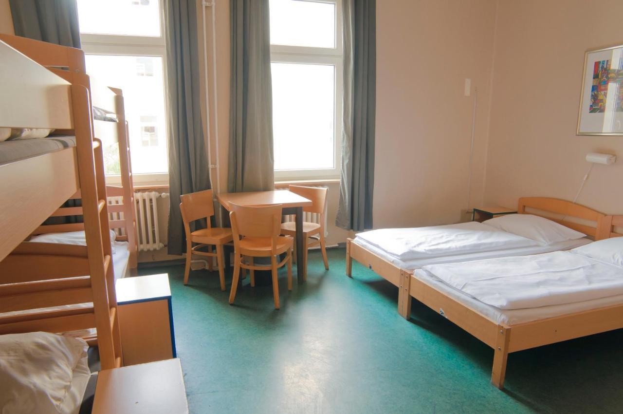 Happy Hotel Берлін Екстер'єр фото