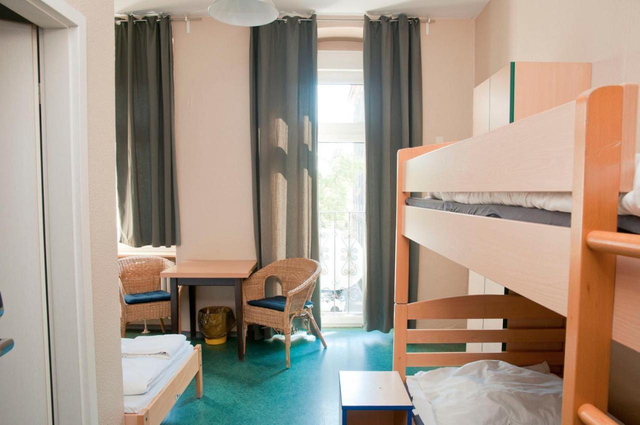 Happy Hotel Берлін Екстер'єр фото