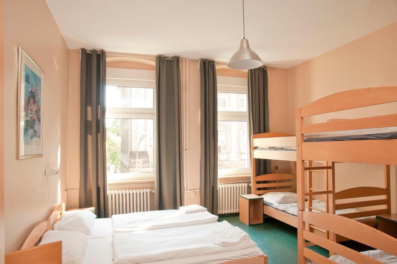 Happy Hotel Берлін Екстер'єр фото