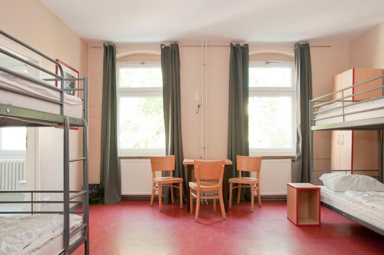 Happy Hotel Берлін Екстер'єр фото