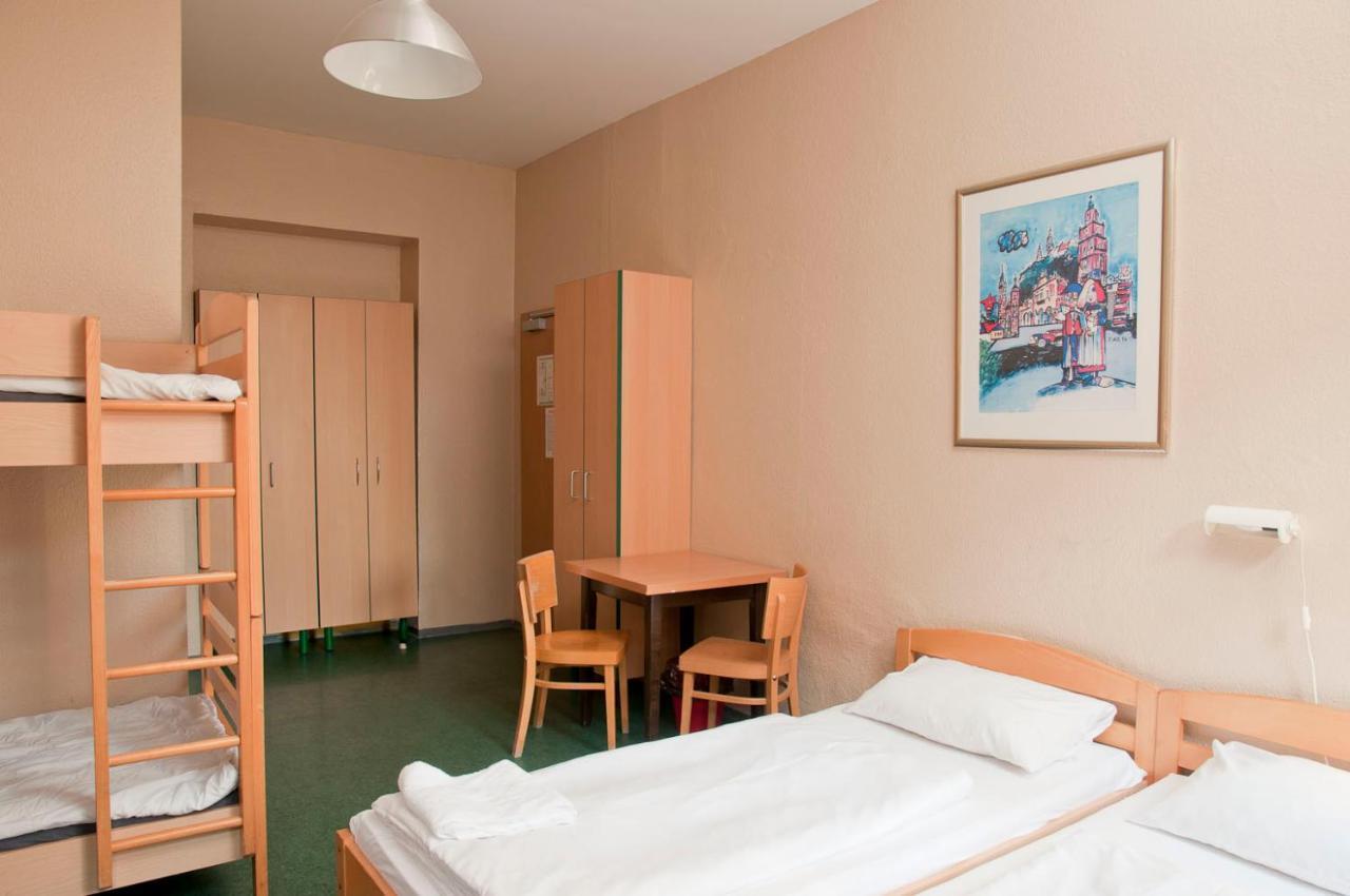 Happy Hotel Берлін Екстер'єр фото
