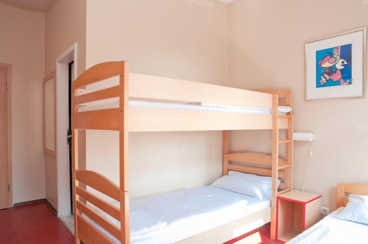 Happy Hotel Берлін Екстер'єр фото