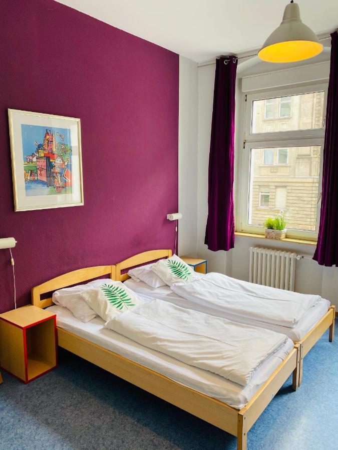 Happy Hotel Берлін Екстер'єр фото